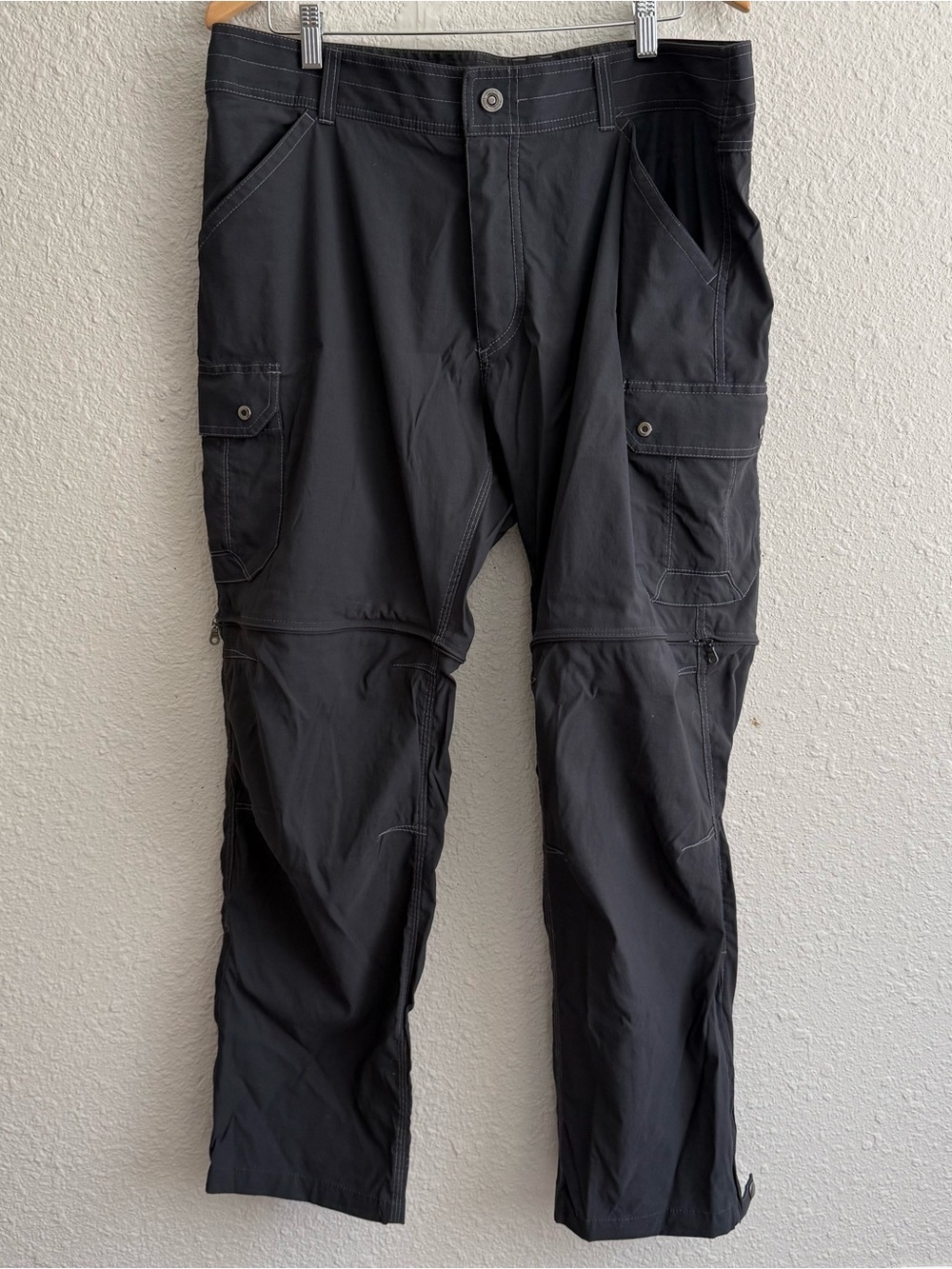 Kühl charcoal grey renegade convertible hiking pants/shorts 38x30